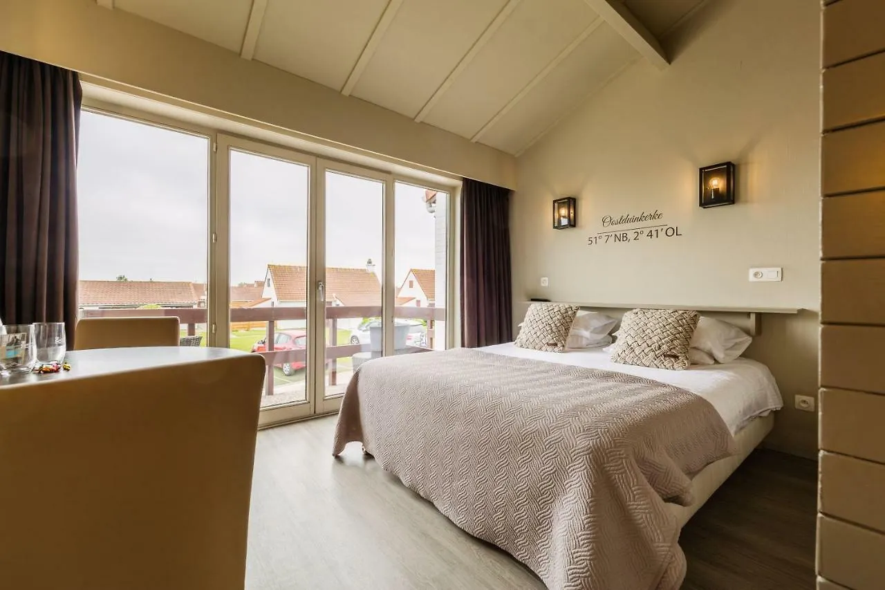 Отель C-Hotels Zeegalm Миделкерк