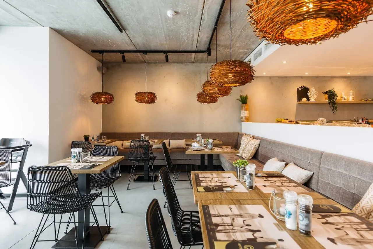C-Hotels Zeegalm Миделкерк